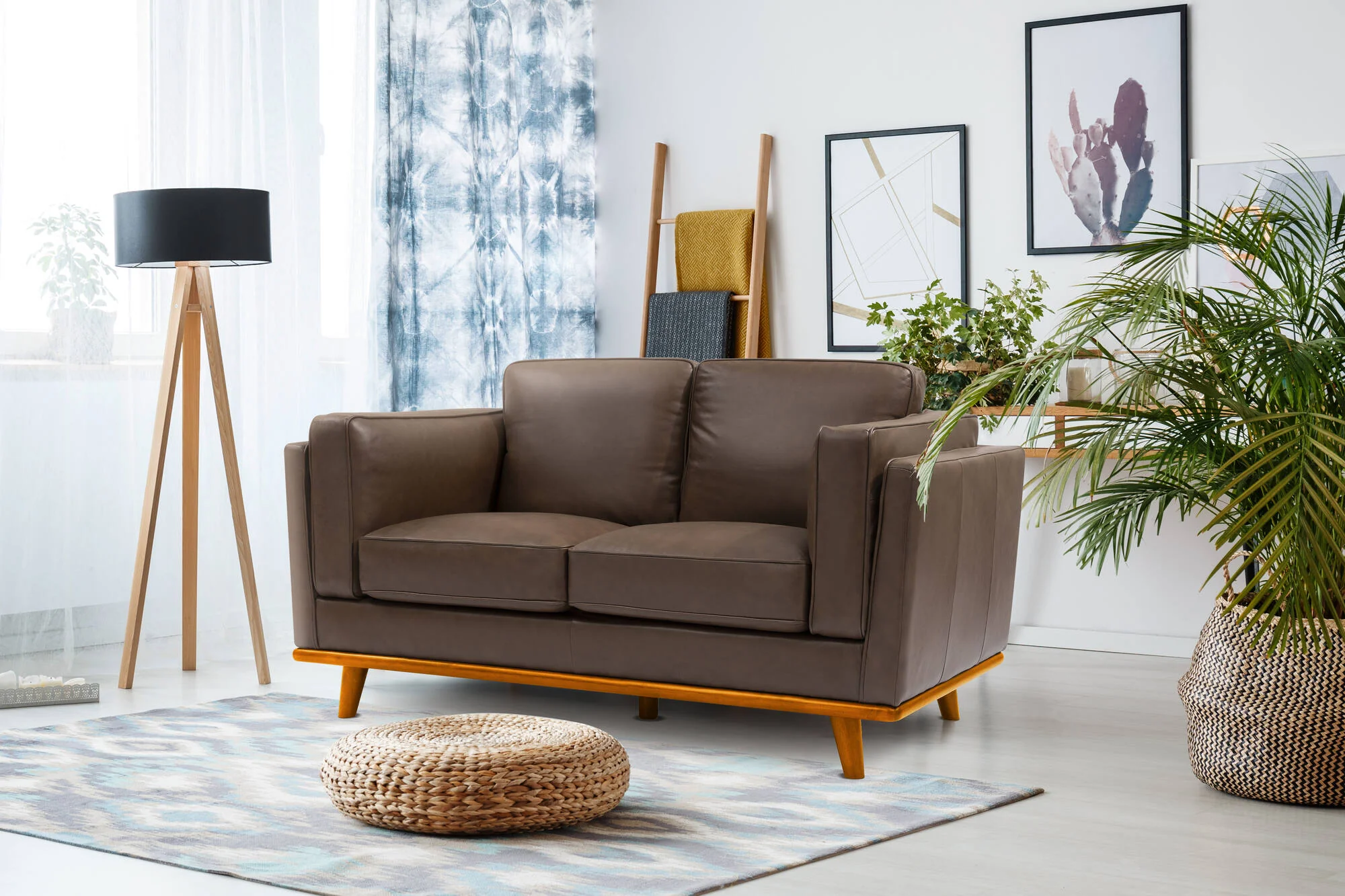 Artisan Leather Lounge - Image 68