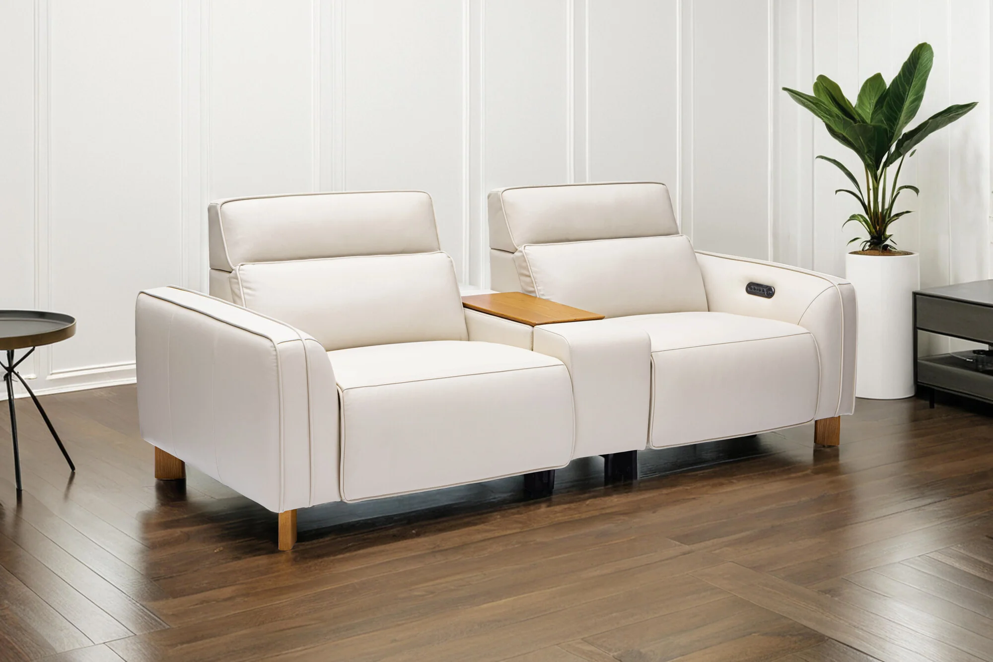 Lesley Leather Dual Recliner Lounge with Console - Image 2