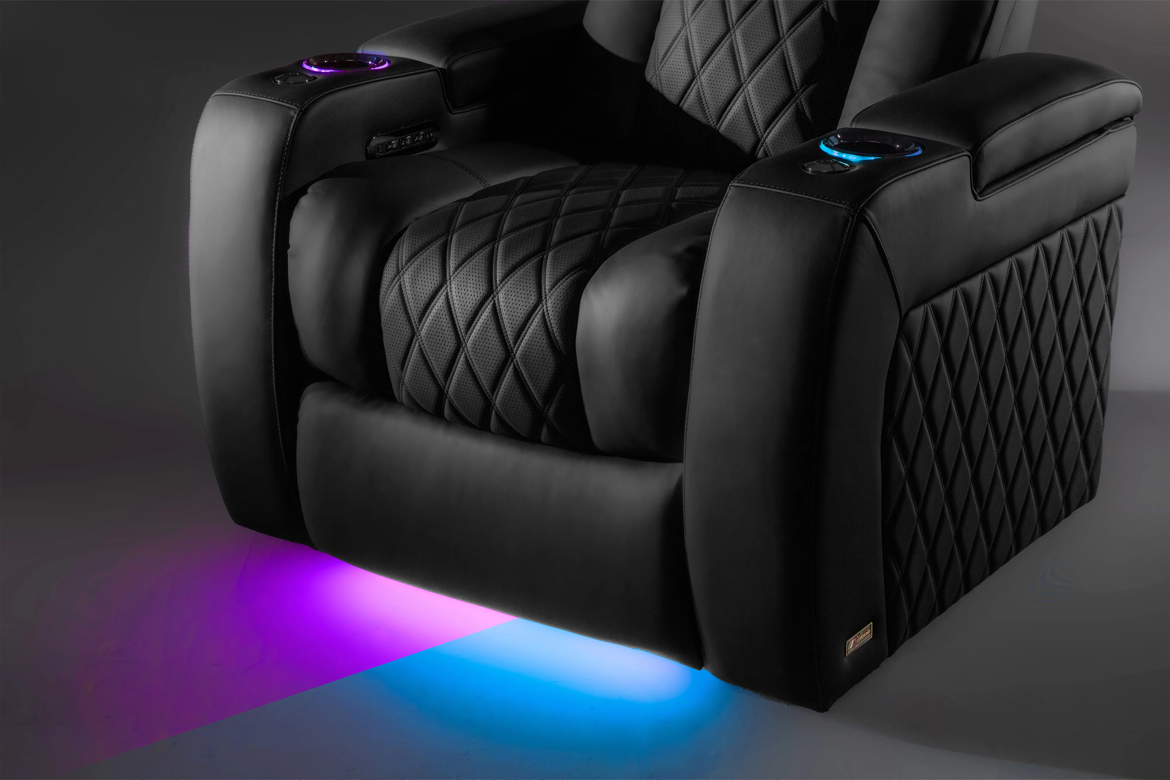 Tuscany Ultimate Heat & Ventilation Home Theater Lounge - Image 15