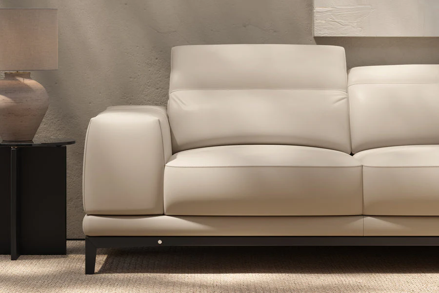 Valletta Leather Corner Sectional Lounge - Image 104